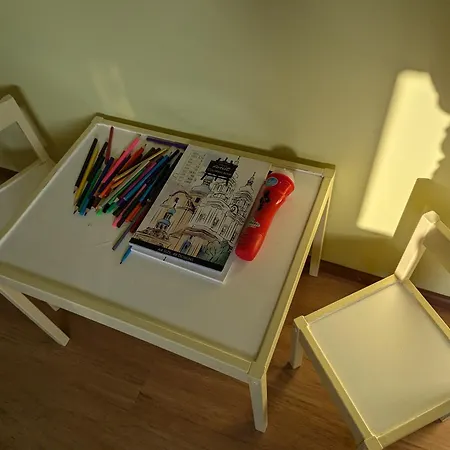 Heleni Maja Kuelalistemaja * Poltsamaa