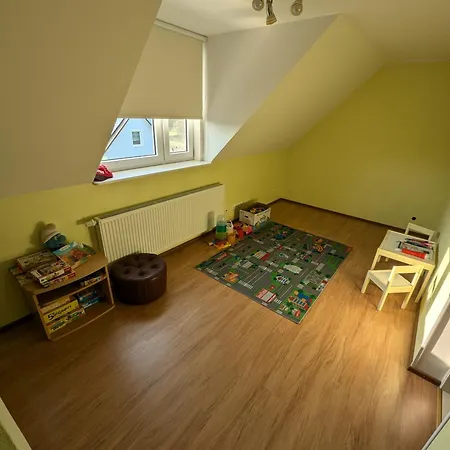 Heleni Maja Kuelalistemaja