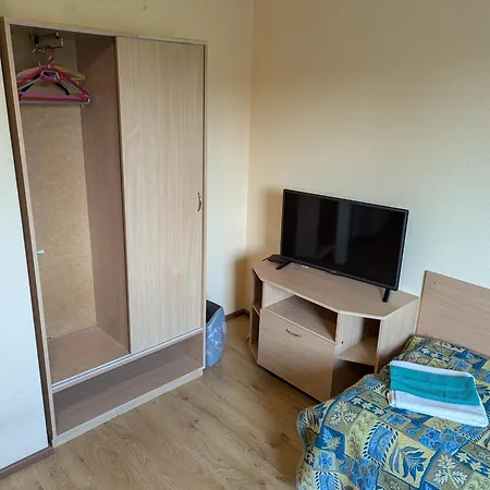 Heleni Maja Kuelalistemaja * Poltsamaa