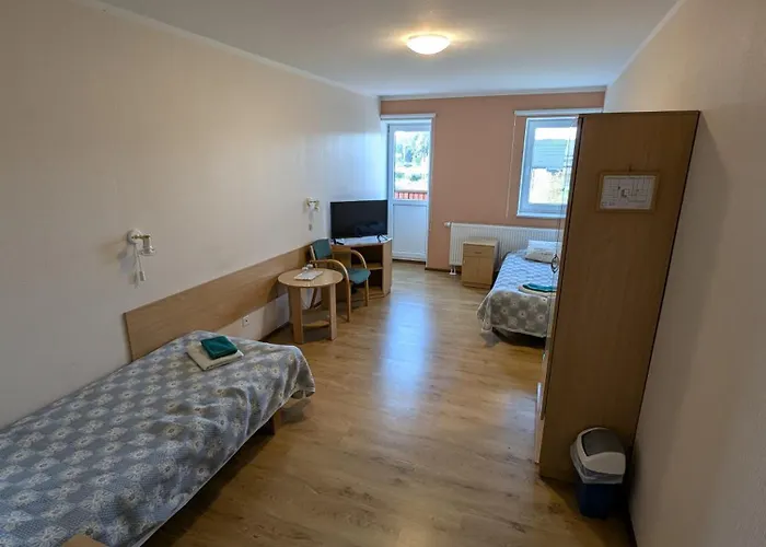 Heleni Maja Kuelalistemaja Hotel